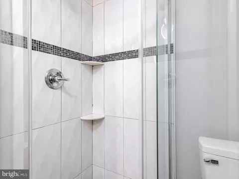 Bath - 338 Legion Ct, Pitman, NJ 08071 photo 3 of 3
