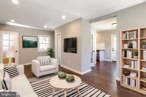 Living - 338 Legion Ct, Pitman, NJ 08071 photo 1 of 2