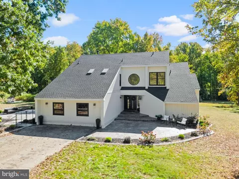 135 Heritage Rd, Sewell, NJ 08080