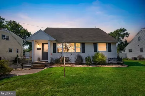 1177 Lawnton Ave, West Deptford, NJ 08096