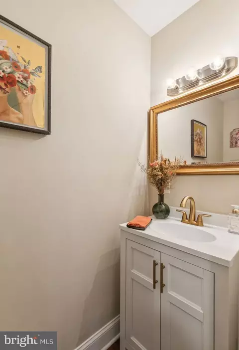 Bath - 508 Boundary Rd, Pitman, NJ 08071 photo 1 of 3