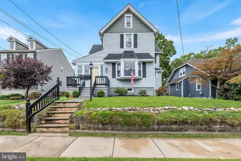 46 S Fernwood Ave, Pitman, NJ 08071