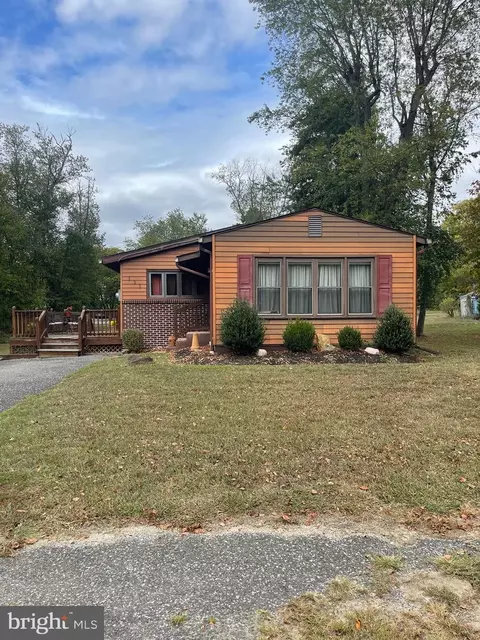 131 Stanger Ave, Glassboro, NJ 08028