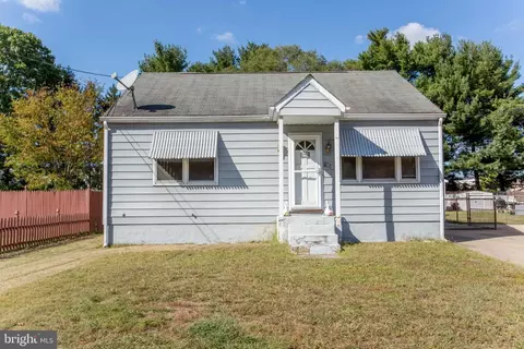 1950 Melvina Rd, Deptford, NJ 08096
