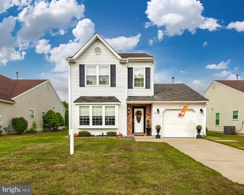 211 Holiday City Blvd, Williamstown, NJ 08094