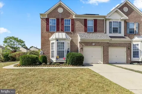 445 Longfellow Dr, Williamstown, NJ 08094