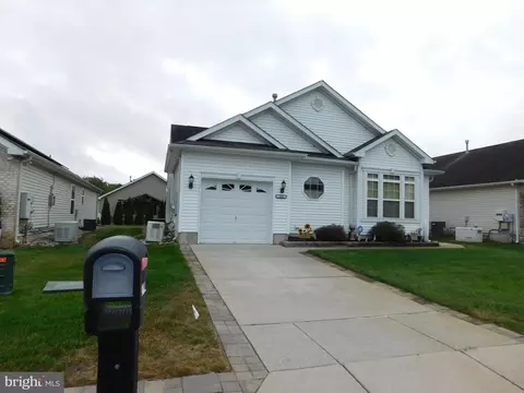 528 Saint Kitts Dr, Williamstown, NJ 08094