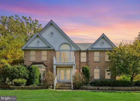 24 Clearbrook Ln, Sewell, NJ 08080