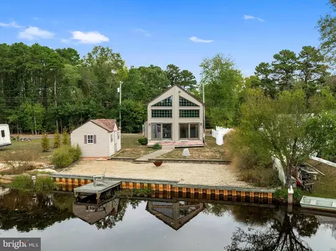 3953 Monroe St, Williamstown, NJ 08094