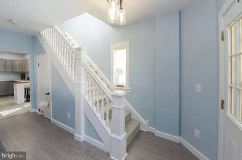 Entry Way - 109 Laurel Ave, Pitman, NJ 08071 photo 4 of 5
