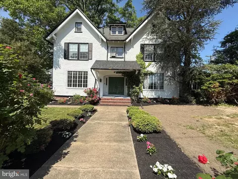7 S Childs St, Woodbury, NJ 08096