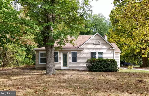 536 Kessel Ave, Franklinville, NJ 08322