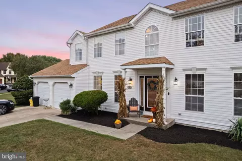 27 Lorne Rd, Turnersville, NJ 08012