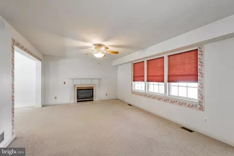 16 Clover Ridge Dr, Mickleton, NJ 08056 photo 7
