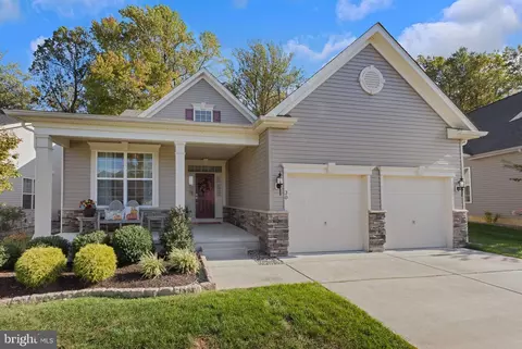 30 Stepping Stone Ln, Sewell, NJ 08080