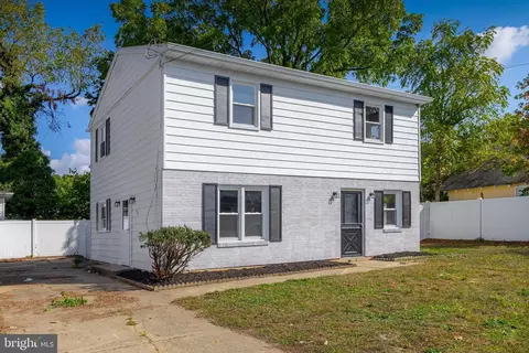 246 Myrtle Ave, Woodbury, NJ 08096