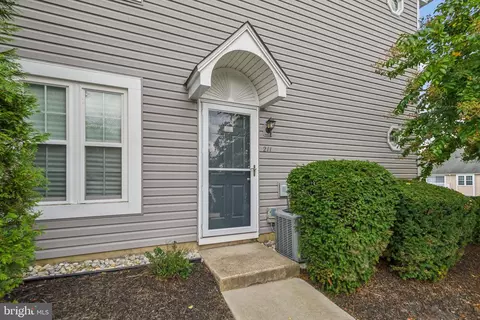 211 Boothby Ct, Sewell, NJ 08080