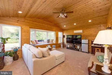 150 W Wolfert Station Rd, Mickleton, NJ 08056 photo 3