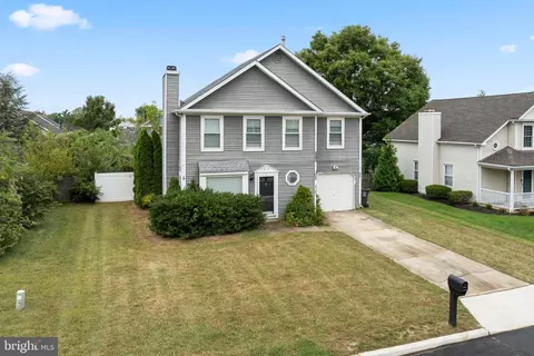 212 Stirrup Rd, Swedesboro, NJ 08085