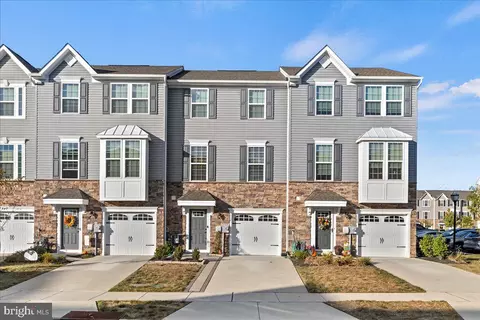 112 Pinnacle Pl, Sewell, NJ 08080