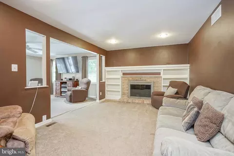 Living - 608 Howard Ave, Pitman, NJ 08071 photo 3 of 6