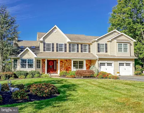 1723 Flanagan Ave, Williamstown, NJ 08094