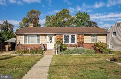 1404 Edgewood Ave, Westville, NJ 08093
