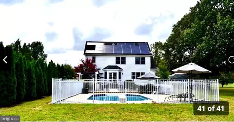 Exterior - 160 E Wolfert Station Rd, Mickleton, NJ 08056 photo 4 of 8