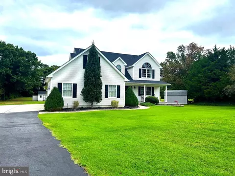 Exterior - 160 E Wolfert Station Rd, Mickleton, NJ 08056 photo 2 of 8