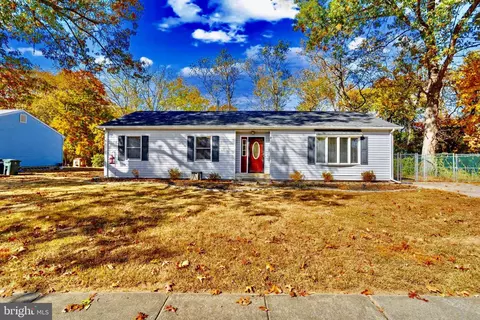 9 Karen Dr, Williamstown, NJ 08094