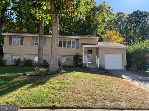 90 Trent Rd, Blackwood, NJ 08012