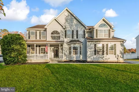 808 Dartmoor Ave, Williamstown, NJ 08094