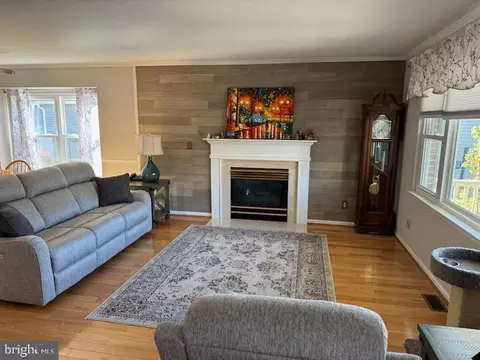406 Country Way, Mickleton, NJ 08056 photo 2