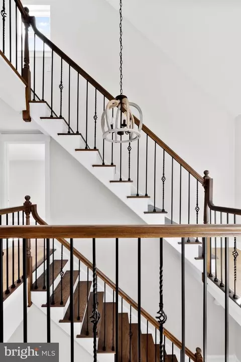 Entry Way - 603 Elm Ave, Pitman, NJ 08071 photo 13 of 14