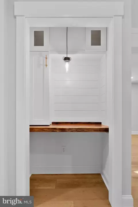Entry Way - 603 Elm Ave, Pitman, NJ 08071 photo 4 of 14