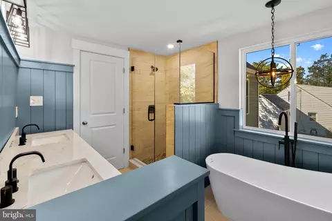 Bath - 603 Elm Ave, Pitman, NJ 08071 photo 5 of 5