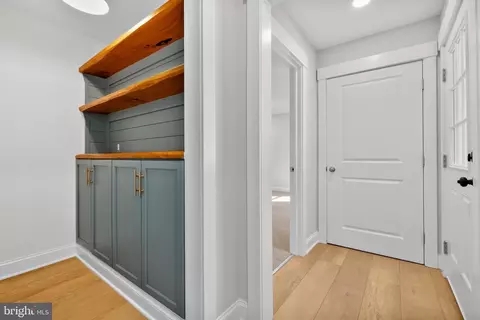 Entry Way - 603 Elm Ave, Pitman, NJ 08071 photo 8 of 14