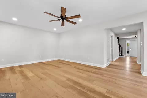 Living - 603 Elm Ave, Pitman, NJ 08071 photo 4 of 5