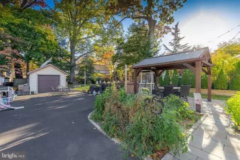 Exterior - 225 Crafton Ave, Pitman, NJ 08071 photo 5 of 8