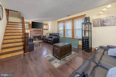 Living - 225 Crafton Ave, Pitman, NJ 08071 photo 1 of 2