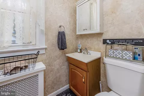 Bath - 225 Crafton Ave, Pitman, NJ 08071 photo 1 of 1