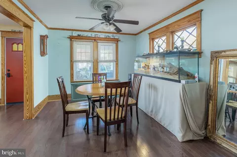 Dining - 225 Crafton Ave, Pitman, NJ 08071 photo 2 of 2