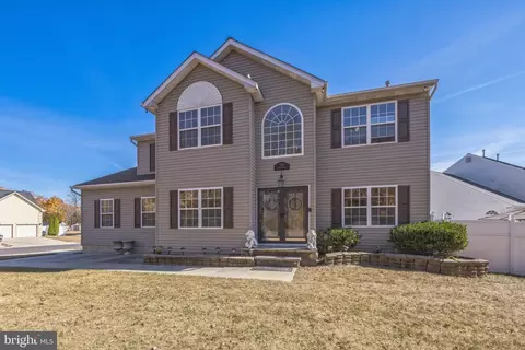703 S Broad St, Clayton, NJ 08312