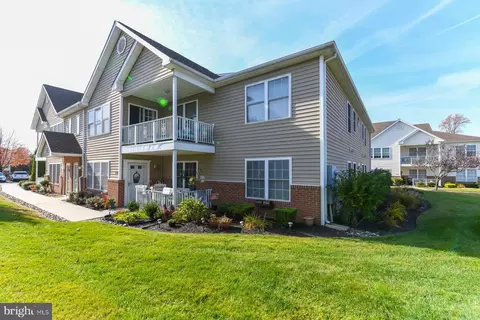 113 E Pristine Pl, Sewell, NJ 08080