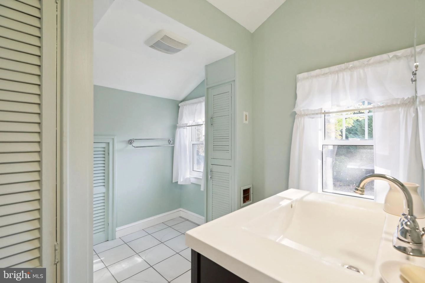 453 E Holly Ave, Pitman, NJ 08071 photo 33