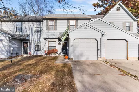 1009 Baywood Dr, Williamstown, NJ 08094