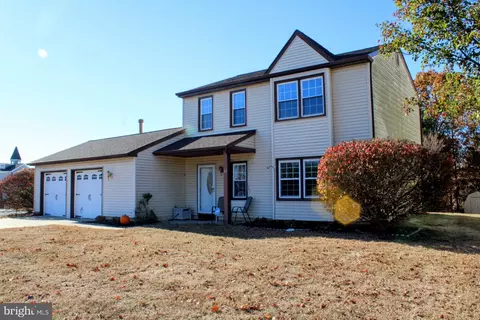 13 Langley Dr, Sewell, NJ 08080