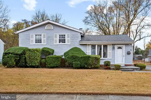 237 Somerset Rd, Deptford, NJ 08096