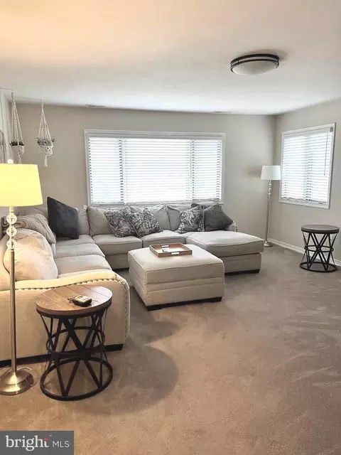 470 Locust Ave #2203, Pitman, NJ 08071