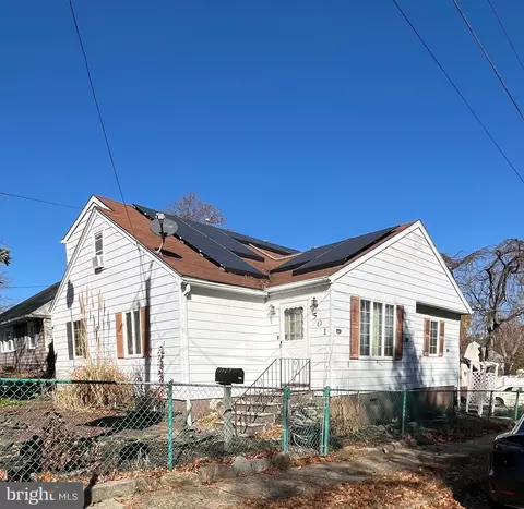 501 N Fourth St, National Park, NJ 08063